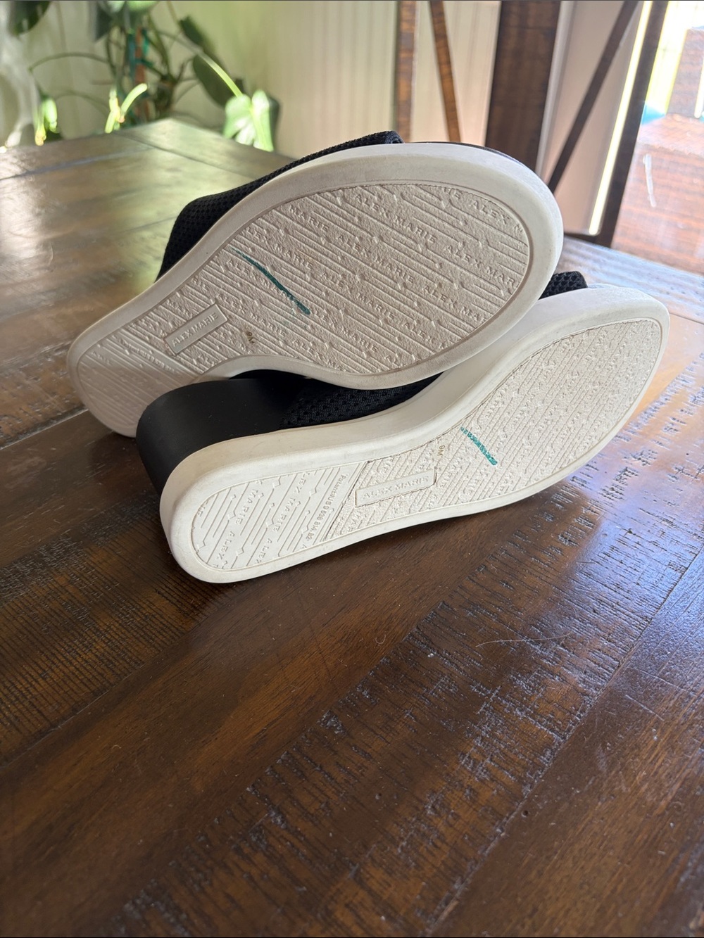 Alex Marie Black Mesh Slide Mules with White Platform - Picture 6 of 7